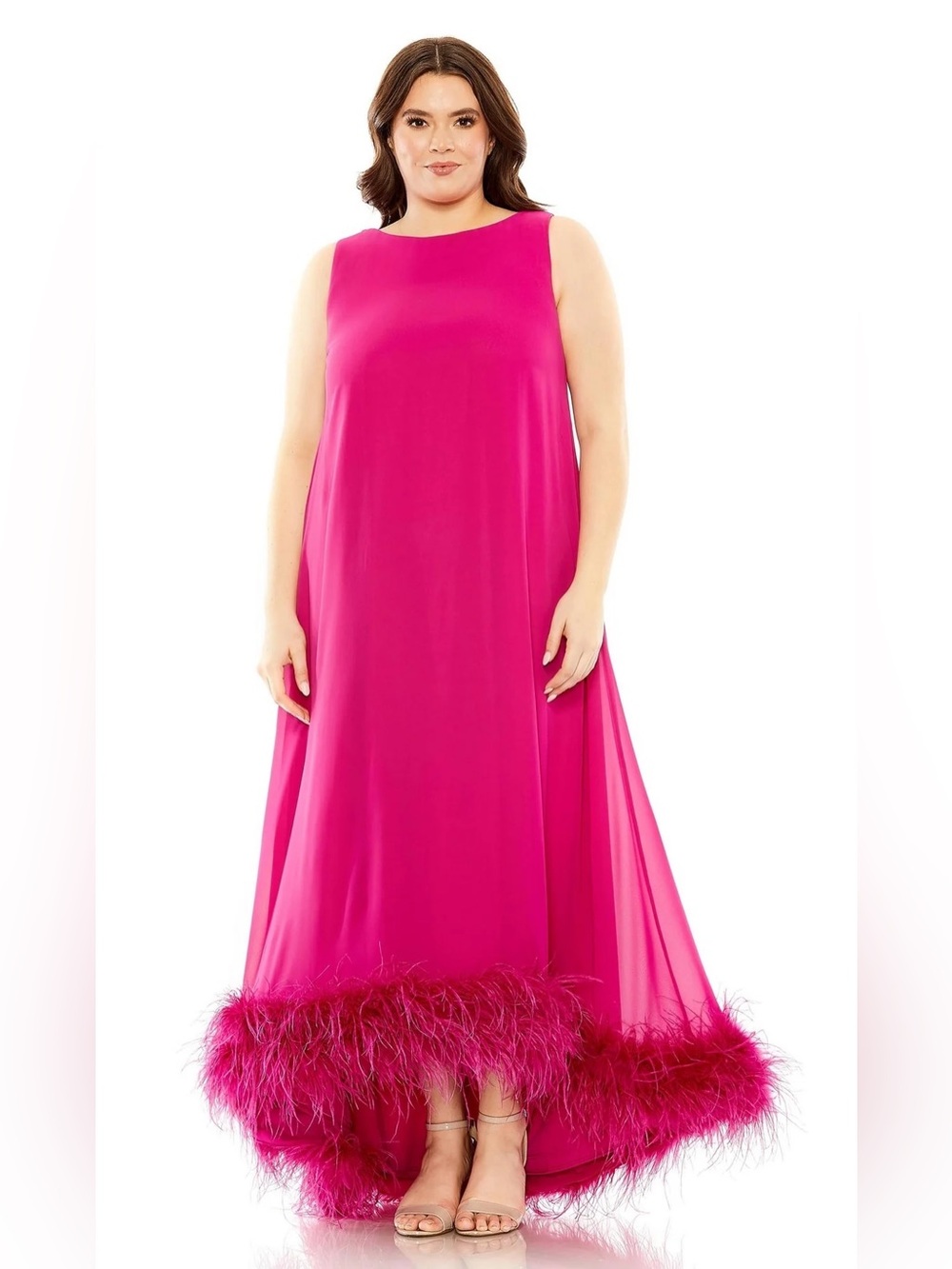 MAC DUGGAL
High Neck Feather Hem Gown Size 16W